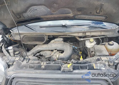 2017 Ford Transit-250 z USA, uszkodzony, nr VIN 1FTYR2XM8HKB54694